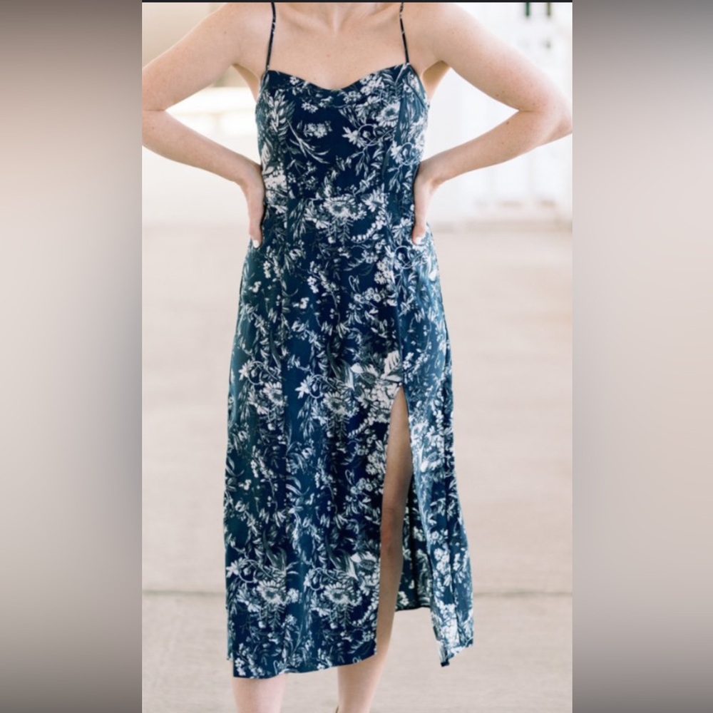 NWT Abercrombie Midi Dress (small petite)